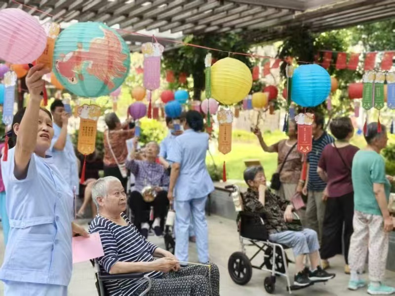 月满Kaiyun官方网站登录入口·谜趣中秋：Kaiyun官方网站登录入口社区猜谜活动温情落幕